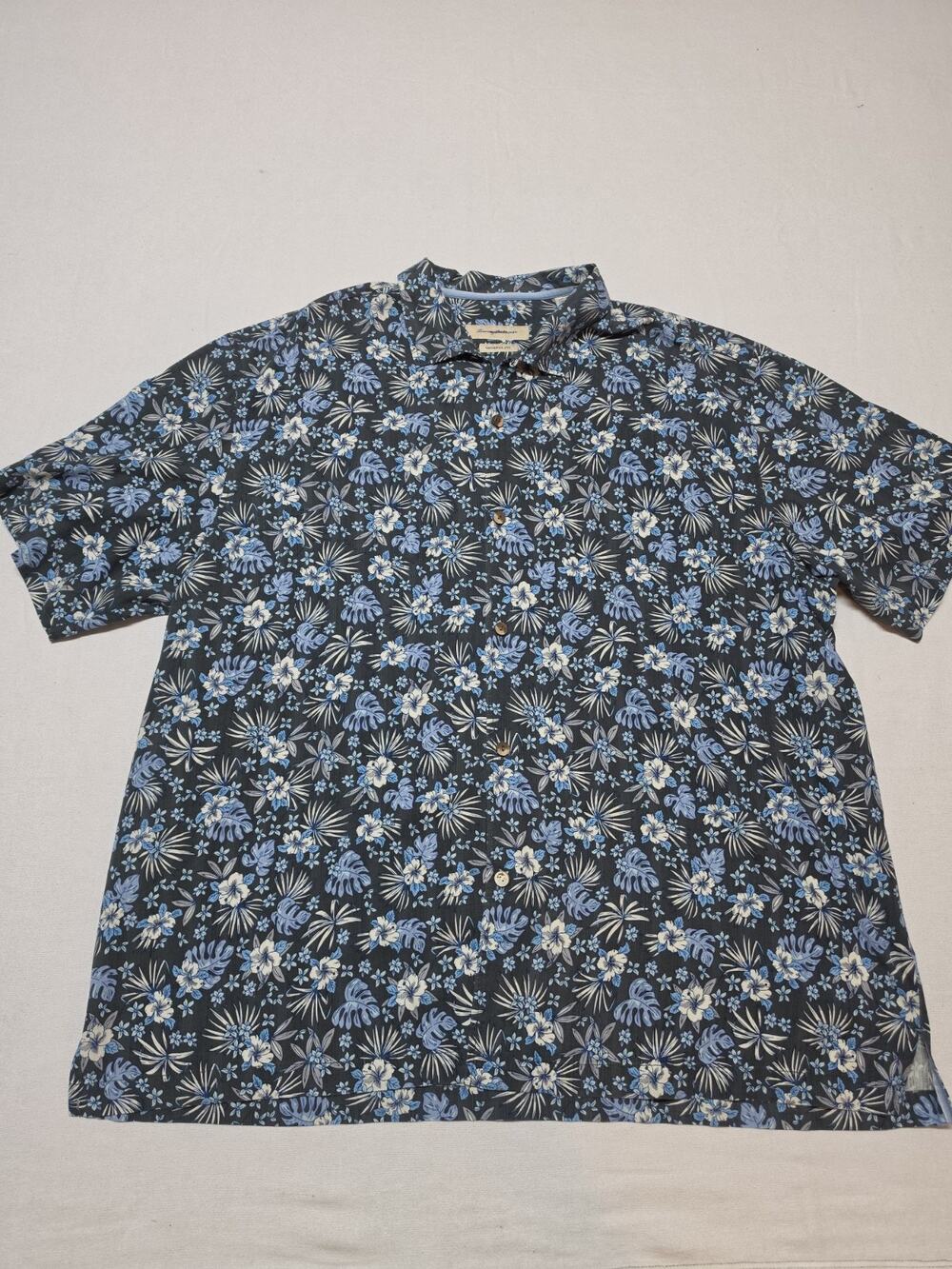 Tommy Bahama Men’s 3XL 100% Silk Blue Floral Hawaiian Camp Shirt Original Fit